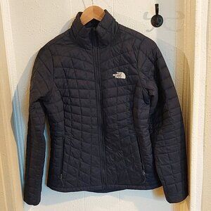 The North Face navy blue Thermoball puffer jacket